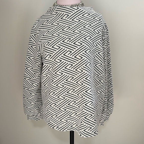 W5 black & white blouse in size XL - Picture 1 of 9